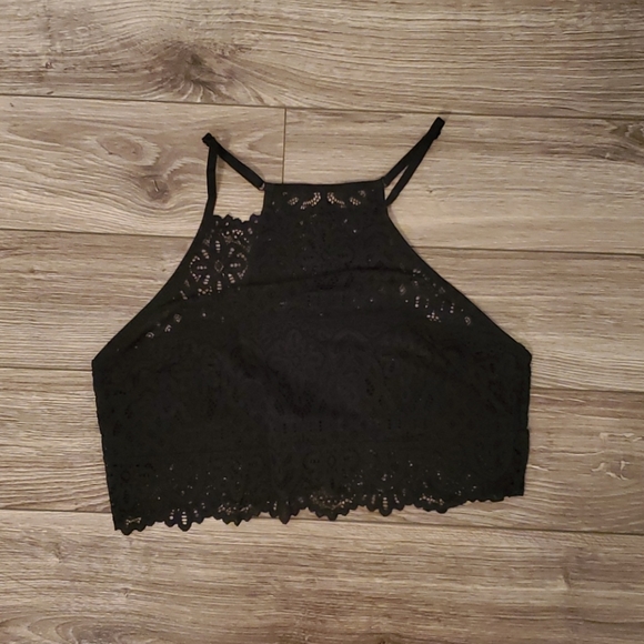 Bralettes/Crop Tops - Picture 3 of 4